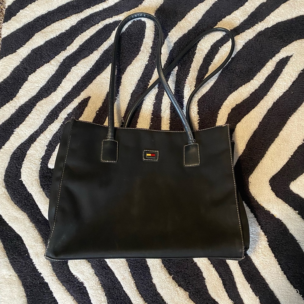 Vintage Tommy Hilfiger black purse